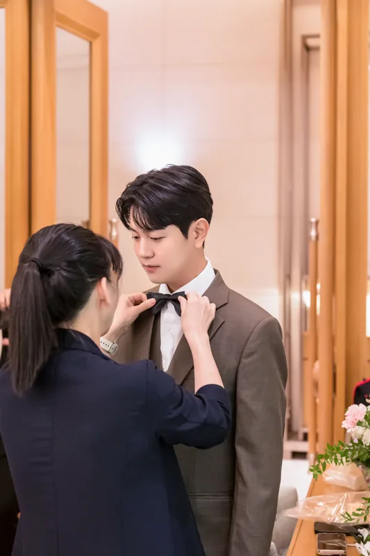 서울 아펠가모 공덕 웨딩사진 예식 전 신랑 준비